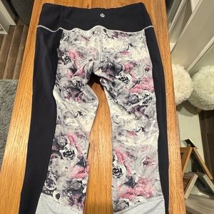 Lululemon Navy Blue with Roses Capri style leggings
